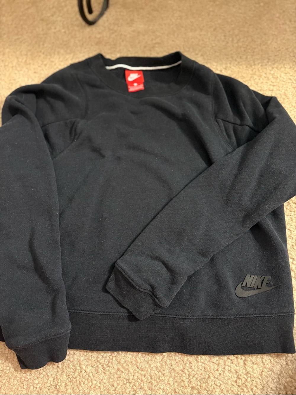Nike Black sweater Pullover with Subtle Logo
